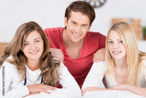 Photo: freunde halten zusammen freunde halten zusammen