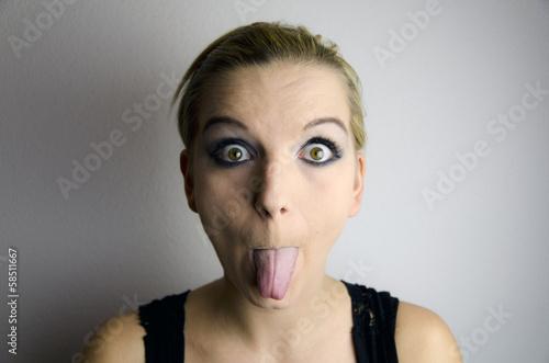 Photo: Lustige blonde Frau Lustige blonde Frau