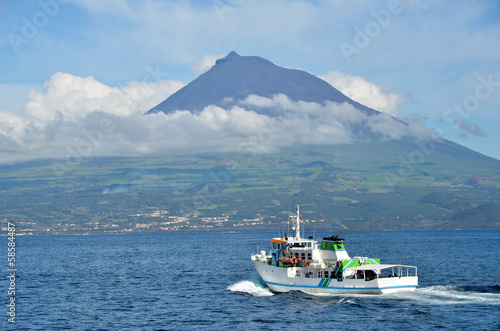 Photo: Depuis la ville de Horta à Faial, Açores Depuis la ville de Horta à Faial, Açores