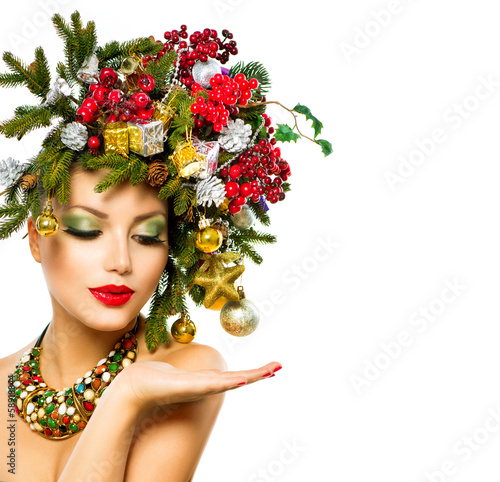 Photo: Christmas Woman. Beautiful Holiday Christmas Tree Hairstyle Christmas Woman. Beautiful Holiday Christmas Tree Hairstyle