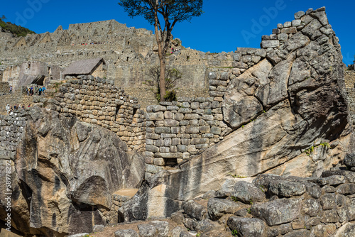Photo: temple of the condor Machu Picchu ruins peruvian Andes Cuzco Pe temple of the condor Machu Picchu ruins peruvian Andes Cuzco Pe
