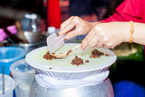 Photo: steam rice flour and fill with Crushed peanuts, sweet flavor steam rice flour and fill with Crushed peanuts, sweet flavor