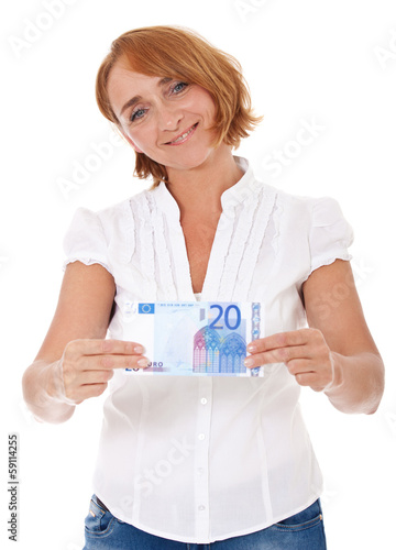 Photo: Frau mittleren Alters hält 20 Euro Frau mittleren Alters hält 20 Euro
