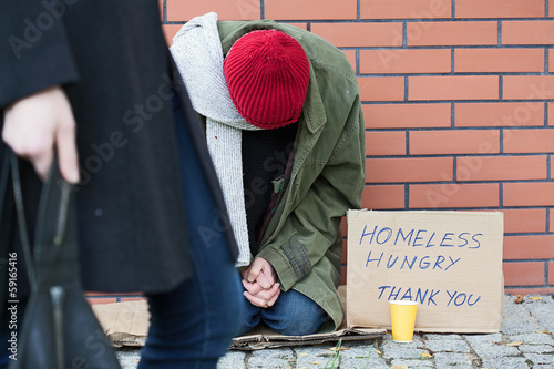 Photo: Indifference to the needs of the poor Indifference to the needs of the poor
