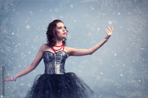 Photo: woman dancing woman dancing