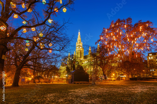 Photo: Vienna town hall and park Vienna town hall and park