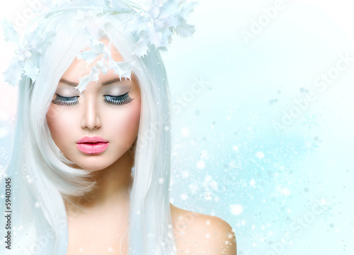 Photo: Winter Beauty Woman. Girl with Snow Hairstyle Winter Beauty Woman. Girl with Snow Hairstyle