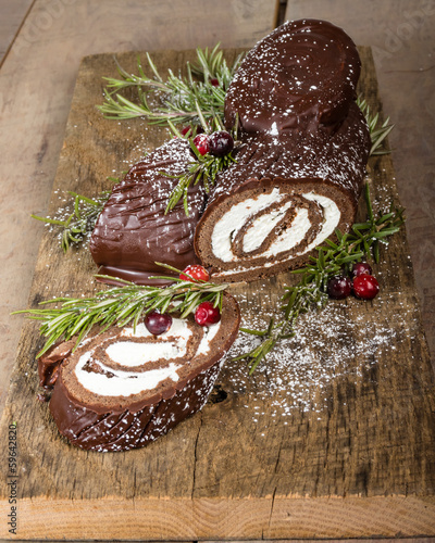 Photo: Chocolate Yule log with cranberries Chocolate Yule log with cranberries