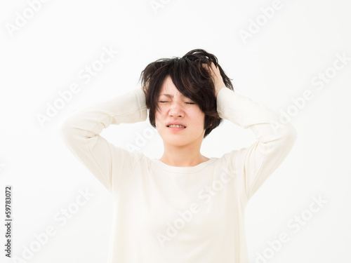 Photo: 悩む女性 悩む女性