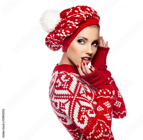 Photo: Beautiful winter woman in warm clothing Beautiful winter woman in warm clothing