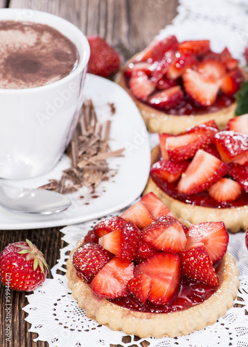Photo: Small Strawberry Tart with fruits Small Strawberry Tart with fruits