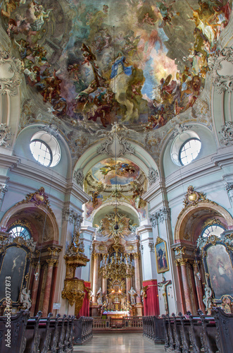 Photo: Vienna - Main nave of Baroque church Maria Treu. Vienna - Main nave of Baroque church Maria Treu.