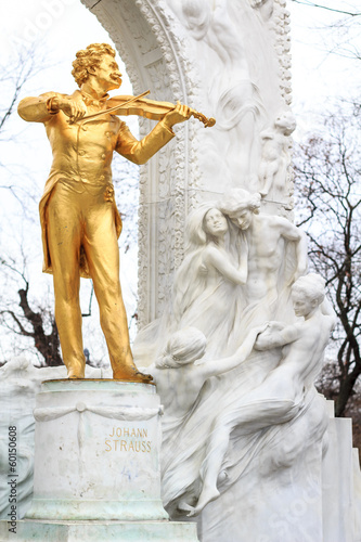 Photo: Statue of Johann Strauss, Vienna Statue of Johann Strauss, Vienna