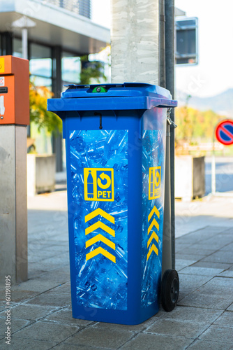 Photo: Garbage Bin Garbage Bin