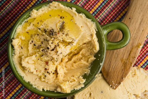 Photo: A bowl of creamy hummus A bowl of creamy hummus