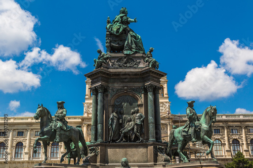 Photo: Monument of the famous monarch Maria Theresia of Habsburg(Vienna Monument of the famous monarch Maria Theresia of Habsburg(Vienna