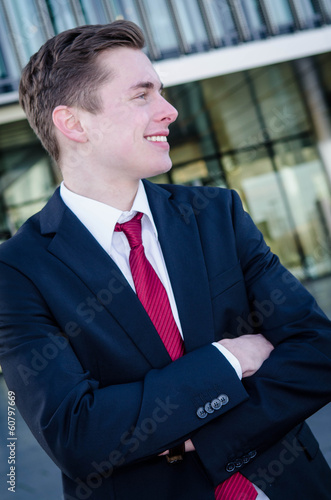 Photo: zufriedener geschäftsmann zufriedener geschäftsmann