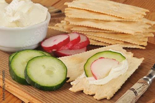 Photo: Flatbread crackers with cream cheese Flatbread crackers with cream cheese