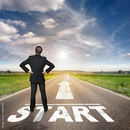 Photo: Businessman on Street / Start Businessman on Street / Start