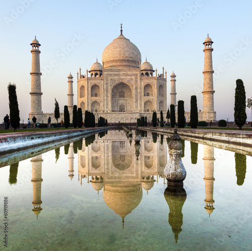 Fototapeta Taj Mahal in India in sunrise