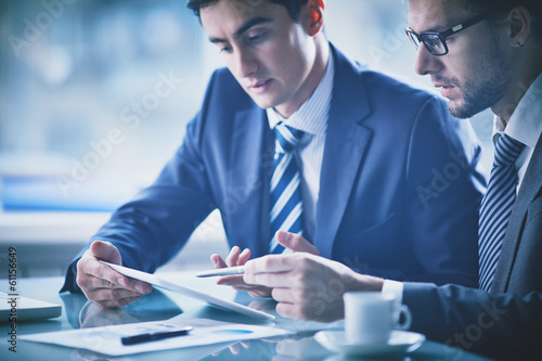 Photo: Consulting Consulting