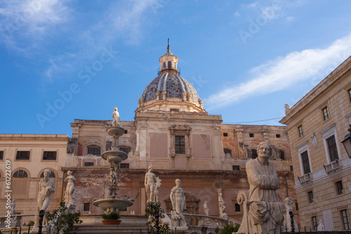 Photo: Fontana delle Vergogne in Palermo Fontana delle Vergogne in Palermo