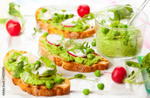 Photo: Crostini with sping vegetables Crostini with sping vegetables