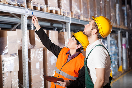 Photo: Engineer ordering to worker Engineer ordering to worker