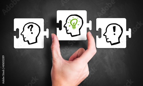 Photo: Idee-Entstehungs-Prozess als Puzzle Idee-Entstehungs-Prozess als Puzzle