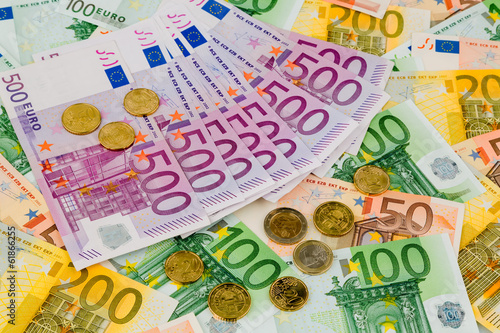 Photo: Viele verschiedene Euro-Geldscheine Viele verschiedene Euro-Geldscheine