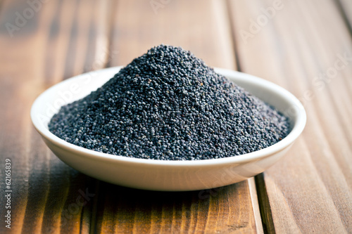 Photo: poppy seed in bowl poppy seed in bowl