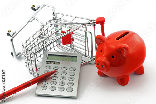 Photo: sparschwein mit einkaufswagen sparschwein mit einkaufswagen