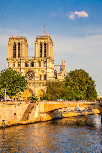 Photo: Notre Dame de Paris at sunset Notre Dame de Paris at sunset