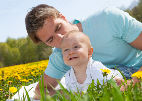 Photo: papa mit sohn kind papa mit sohn kind