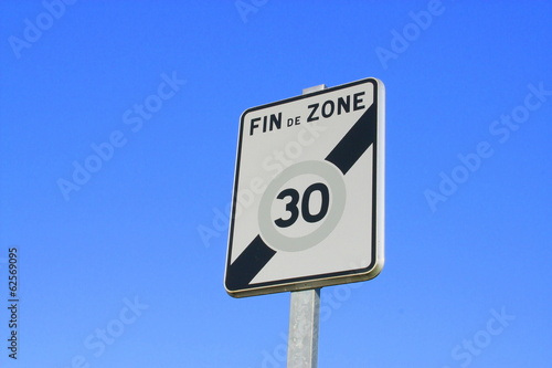 Photo: panneau"fin de zone 30" panneau"fin de zone 30"