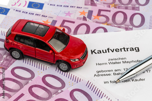 Photo: Kaufvertrag für Auto Kaufvertrag für Auto