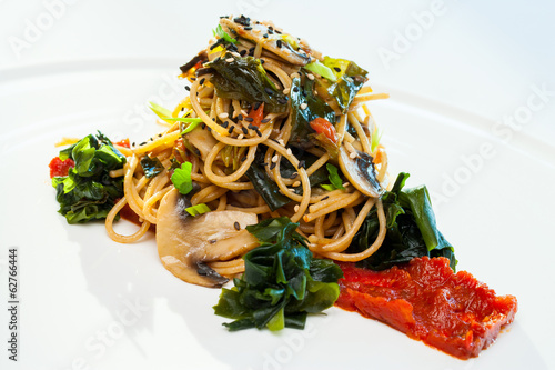 Photo: Organic spaghetti with seaweed. Organic spaghetti with seaweed.