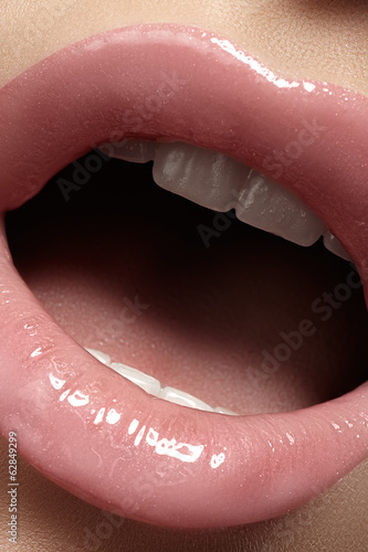 Pink clit closeup