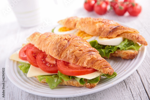 Photo: sandwich croissant sandwich croissant