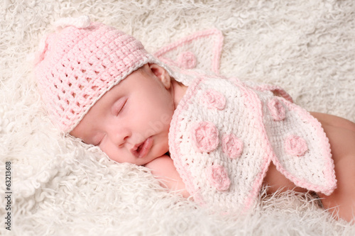 Photo: Baby Neugeborenes Baby Neugeborenes