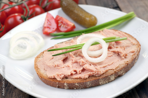 Photo: Bread with spreadable sausage Bread with spreadable sausage