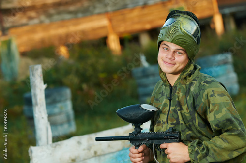 Photo: Man paintball player Man paintball player