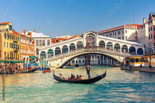  Rialto Bridge in Venice