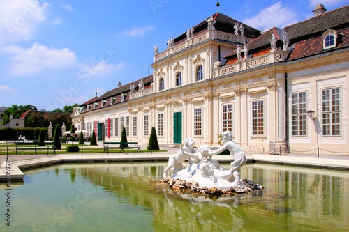 Photo: Lower Belvedere Palace with pond, Vienna, Austria Lower Belvedere Palace with pond, Vienna, Austria