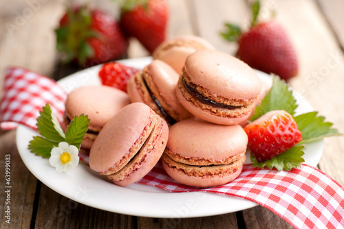Photo: Macarons, Erdbeeren Macarons, Erdbeeren