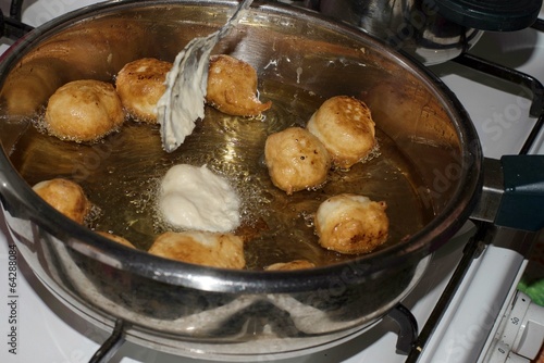 Photo: lokma tatlısı yapımı lokma tatlısı yapımı