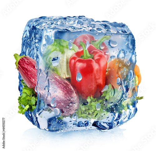  Ice cube with vegetables