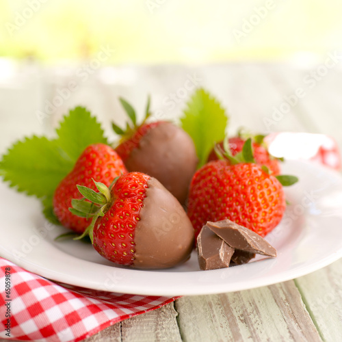Photo: Chocolate coated strawberries Chocolate coated strawberries