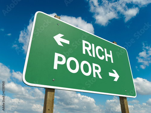 Illustration: rich poor rich poor