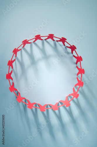 Photo: Red people paper chain Red people paper chain